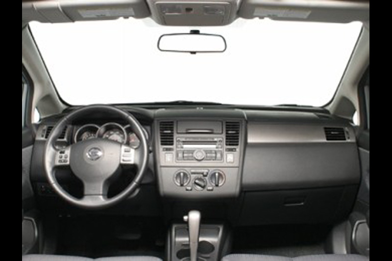 Nissan Tiida Sport