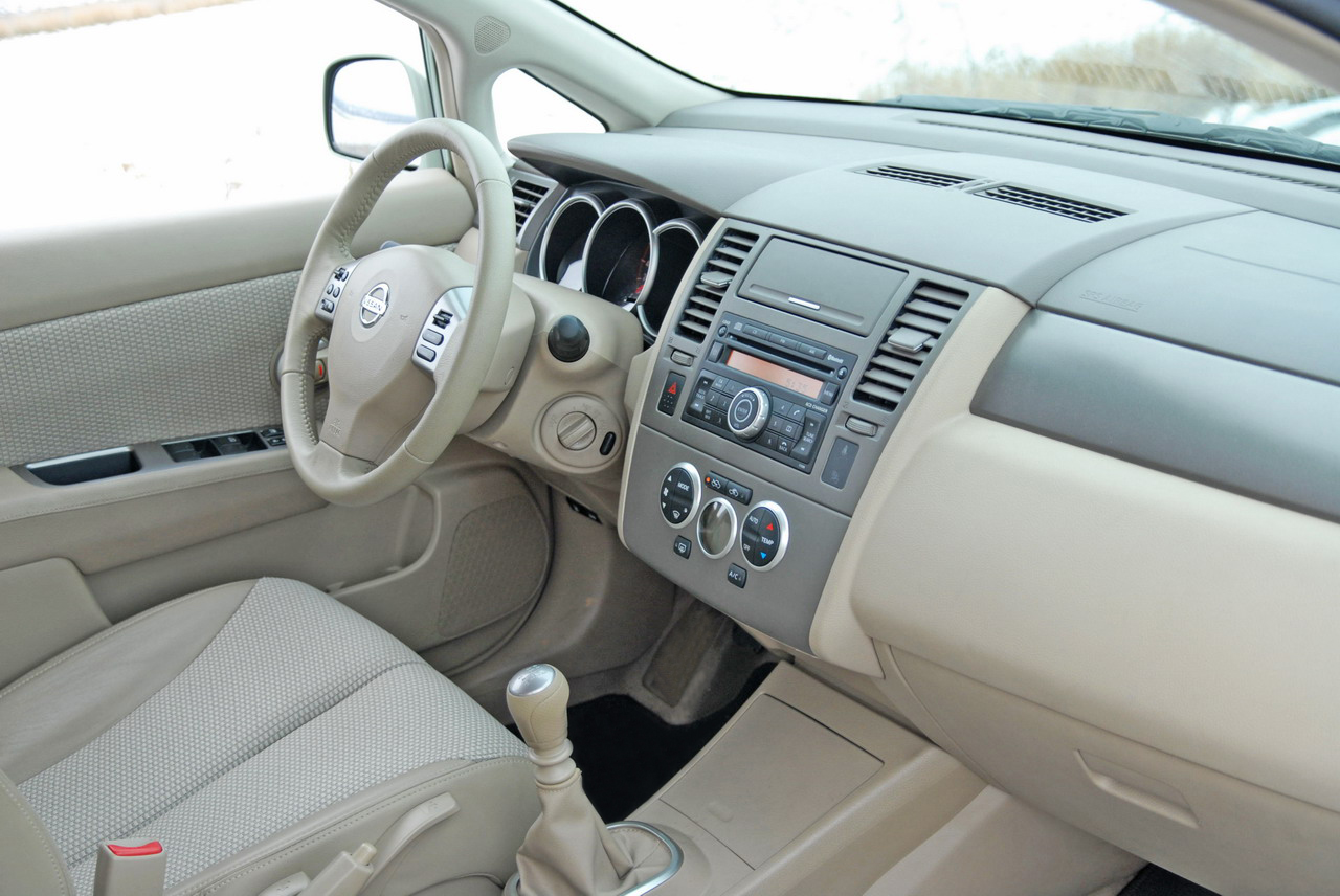 Nissan Tiida Tekna