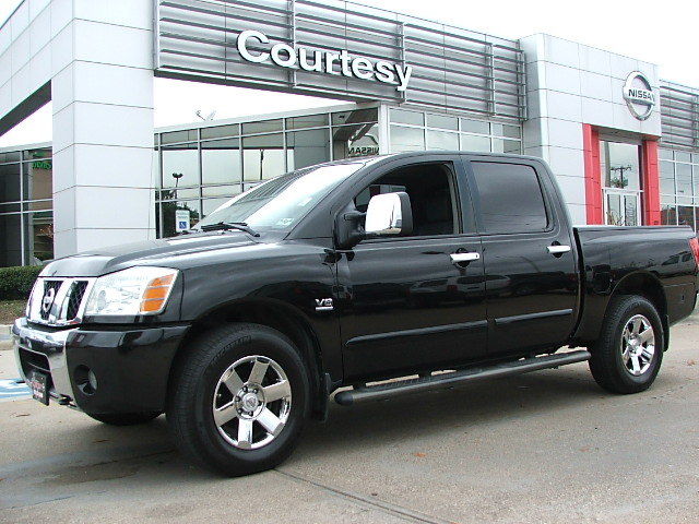 Nissan Titan 2004