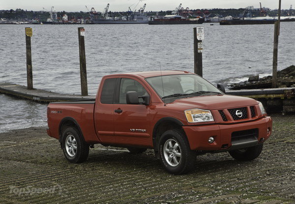 Nissan Titan 2004