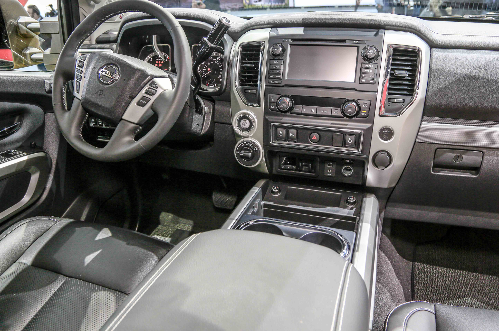 Nissan Titan 2015