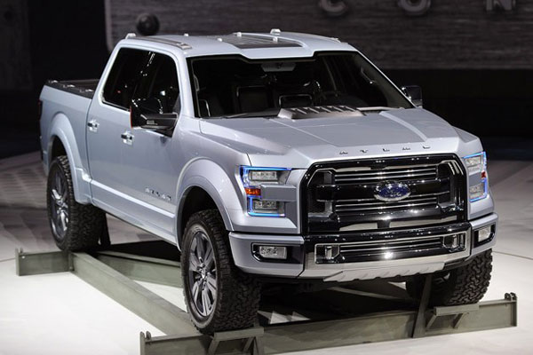 Nissan Titan 2015