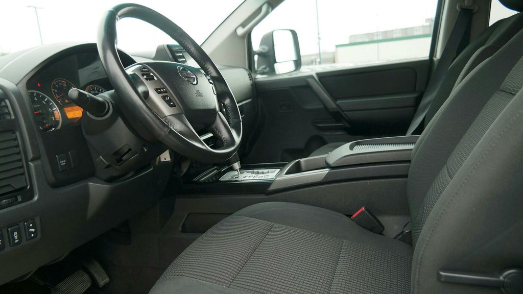 Nissan Titan 4wd