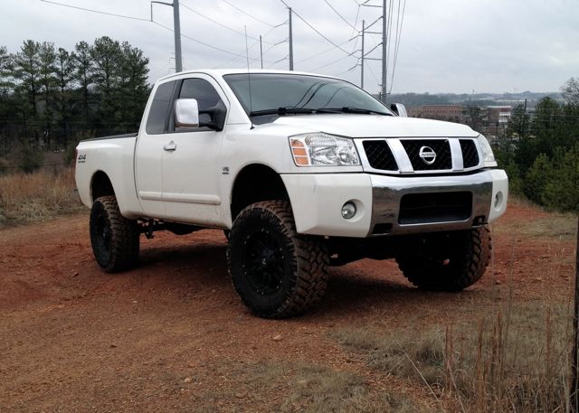 Nissan Titan 4x4