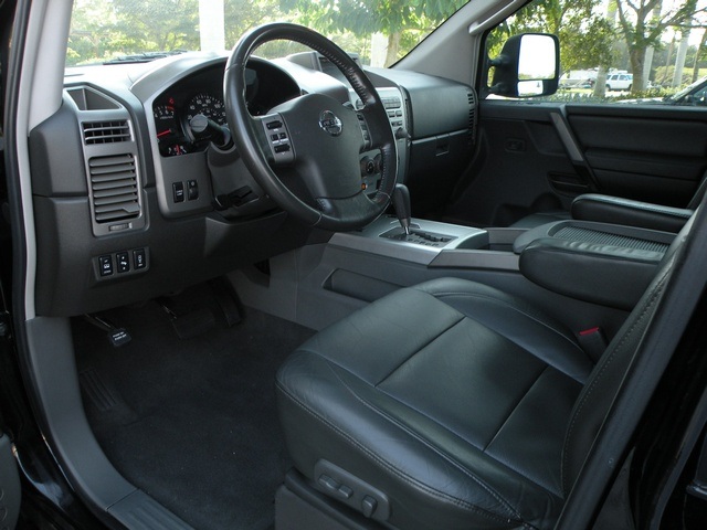 Nissan Titan 5.6 Le