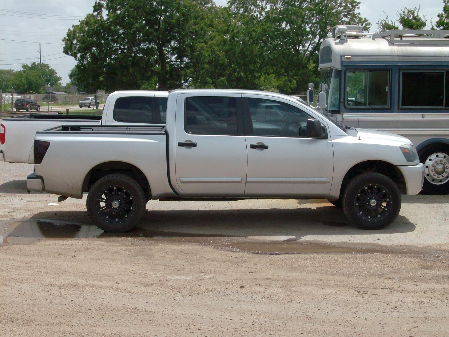 Nissan Titan Crew Cab
