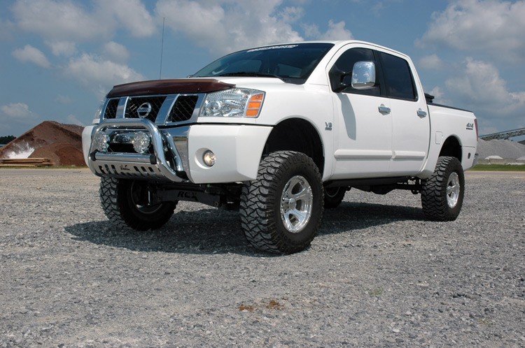Nissan Titan Lifted