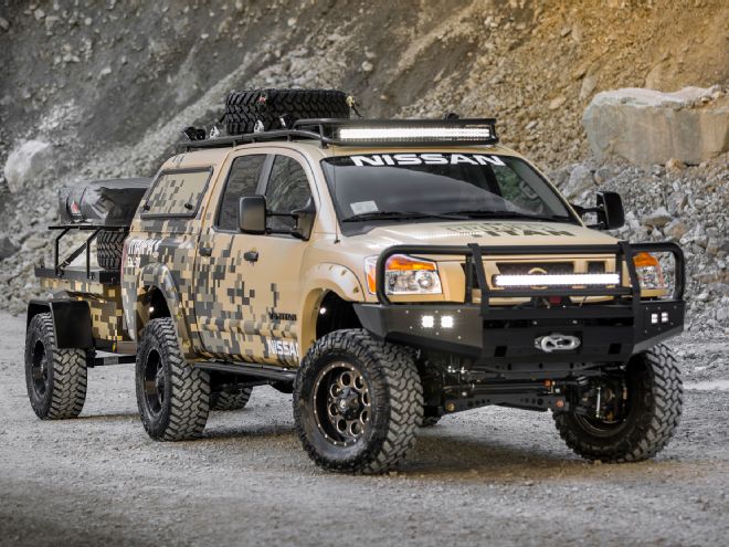 Nissan Titan Off Road