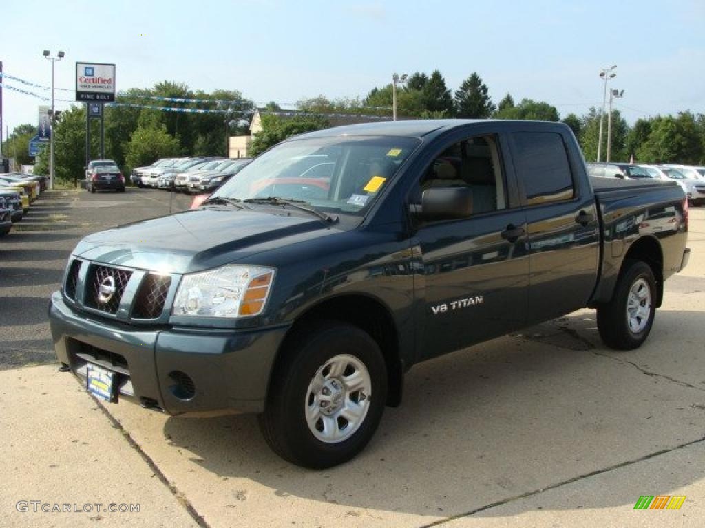 Nissan Titan Se