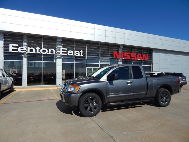 Nissan Titan Sv
