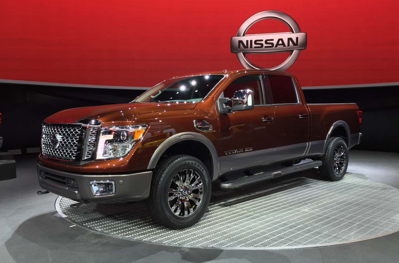 Nissan Titan V6