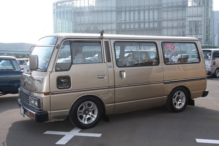 Nissan Urvan 1985