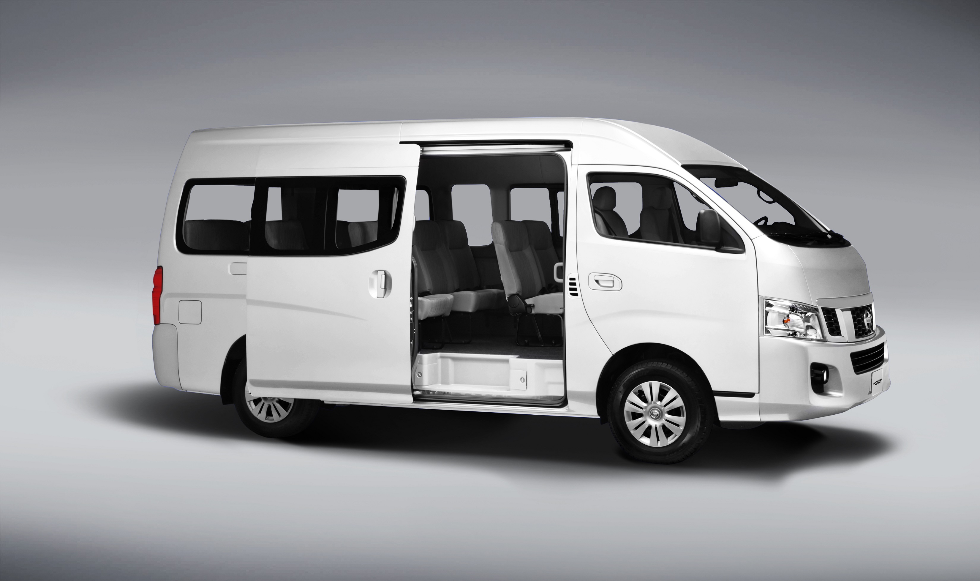 Nissan Urvan 2014