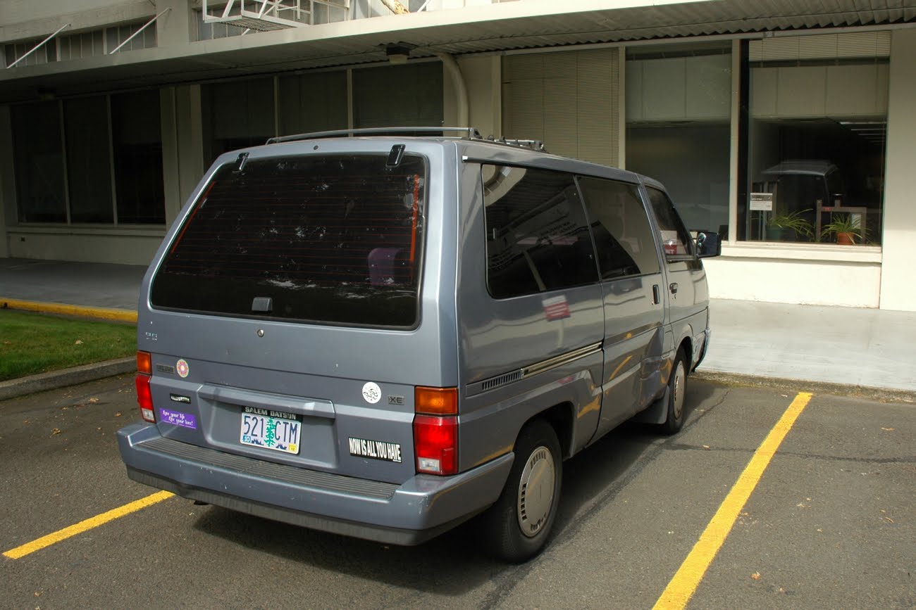 Nissan Van 1987