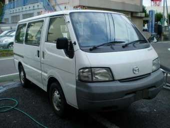 Nissan Van 2004