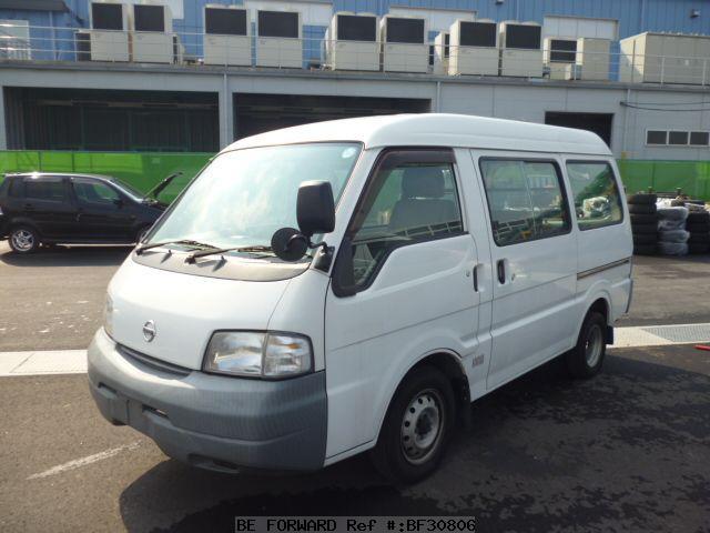 Nissan Van 2004