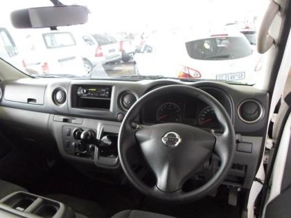 Nissan Van 350