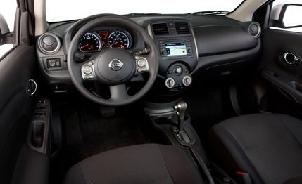 Nissan Versa 1.6s