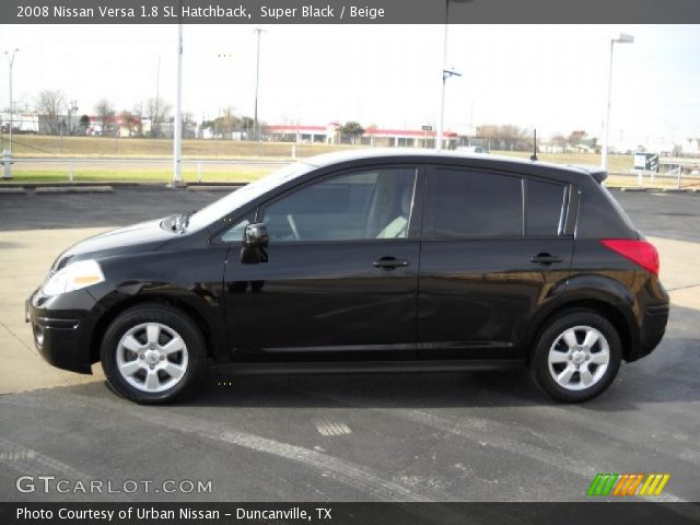 Nissan Versa 1.8 Sl Hatchback