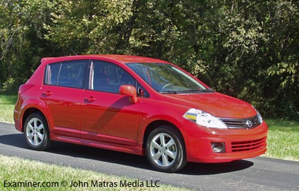 Nissan Versa 1.8 Sl Hatchback