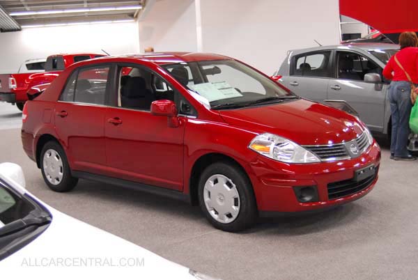 Nissan Versa 1.8 Nissan Versa 1.8