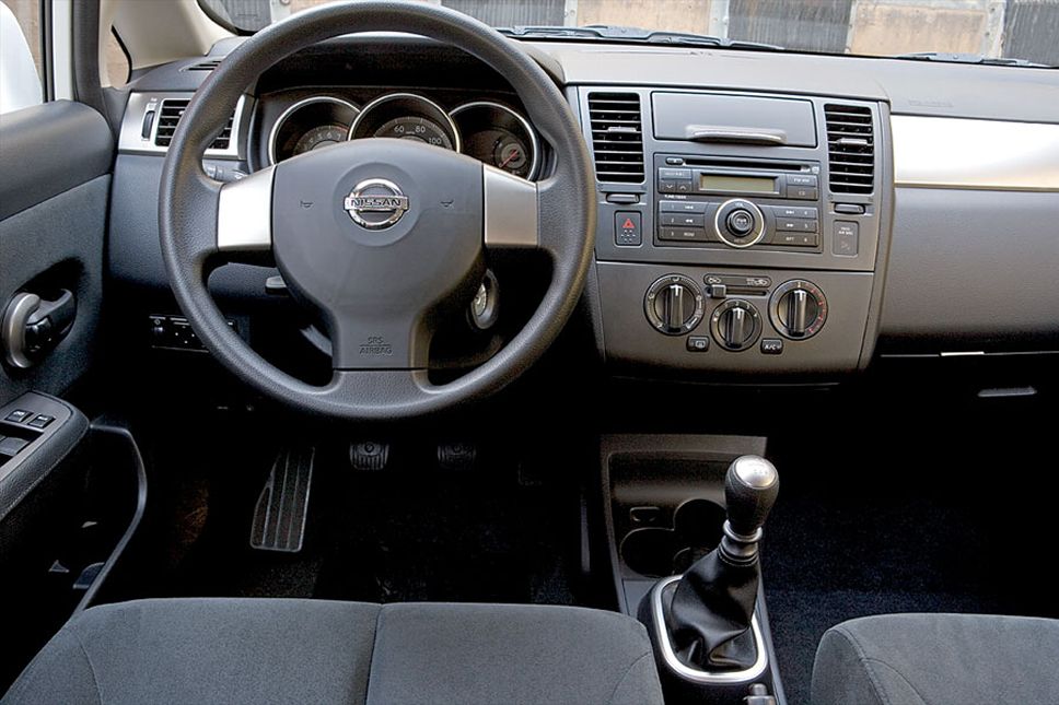 Nissan Versa 2007 Manual