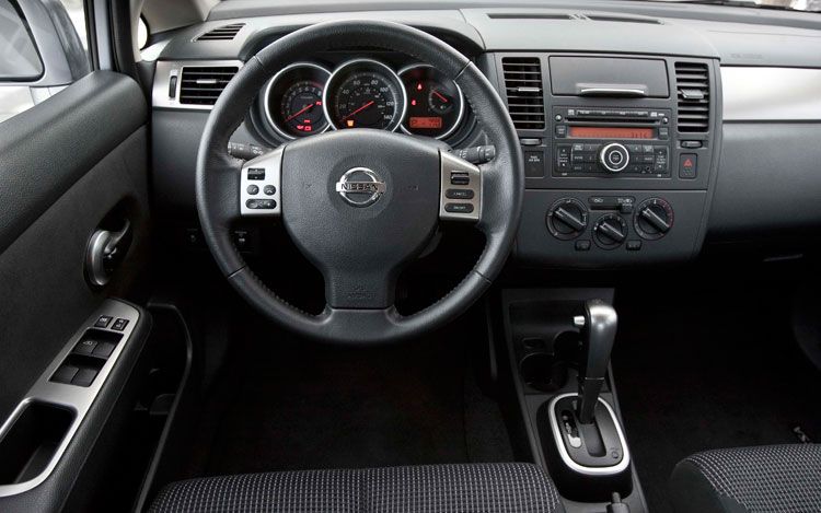 Nissan Versa 2010