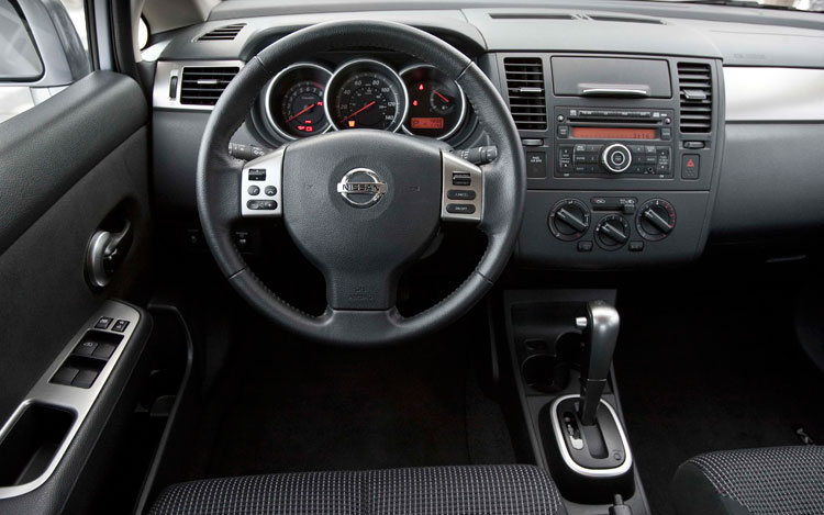 Nissan Versa 2010
