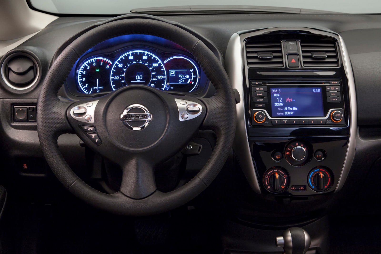 Nissan Versa 2015 Hatchback