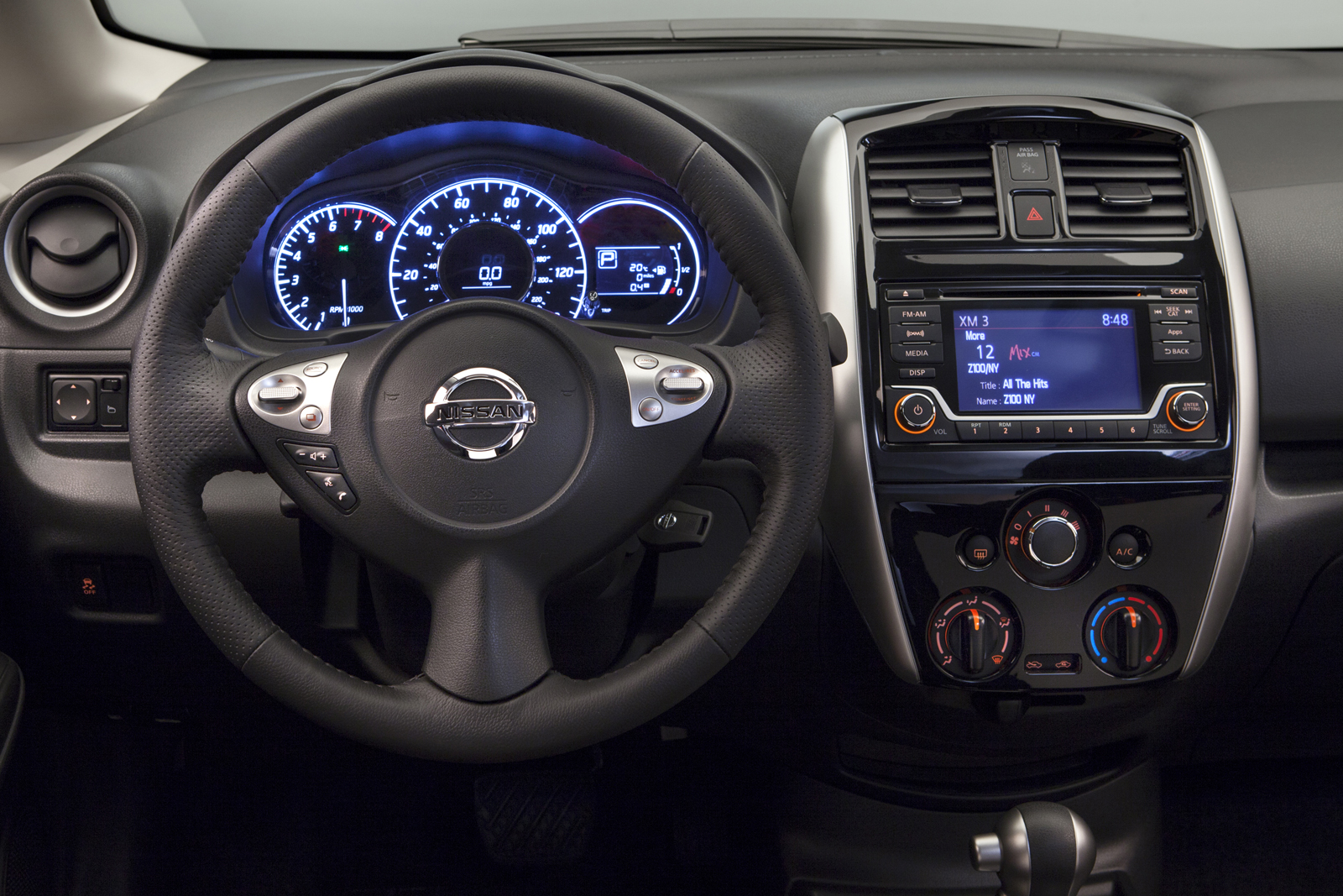 Nissan Versa 2015