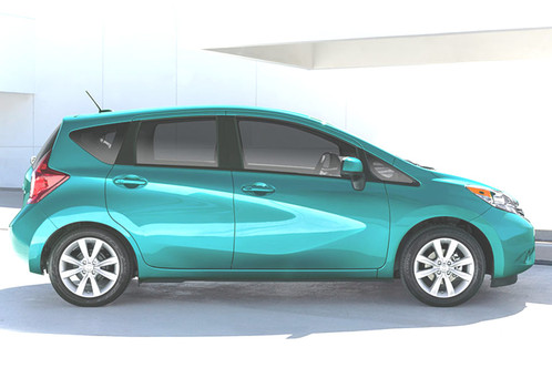 Nissan Versa 4 Door Hatchback