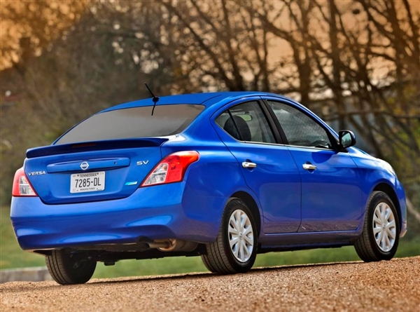 Nissan Versa