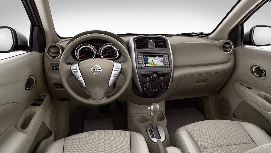 Nissan Versa Hatchback 2015