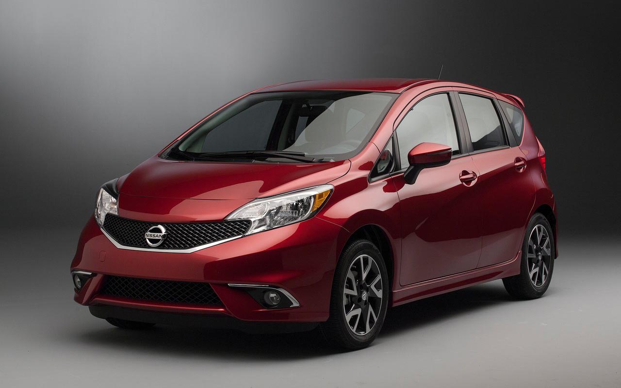 Nissan Versa Hatchback 2016