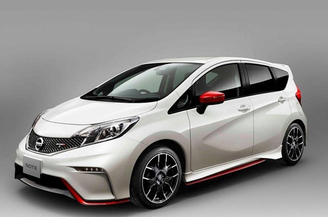 Nissan Versa Hatchback 2016