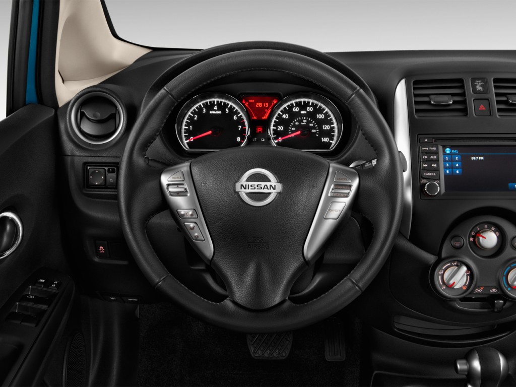 Nissan Versa Note S Plus