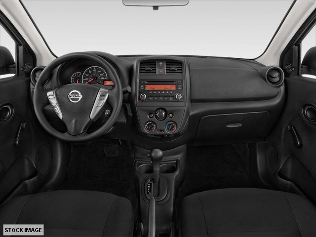 Nissan Versa S Plus
