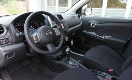 Nissan Versa S