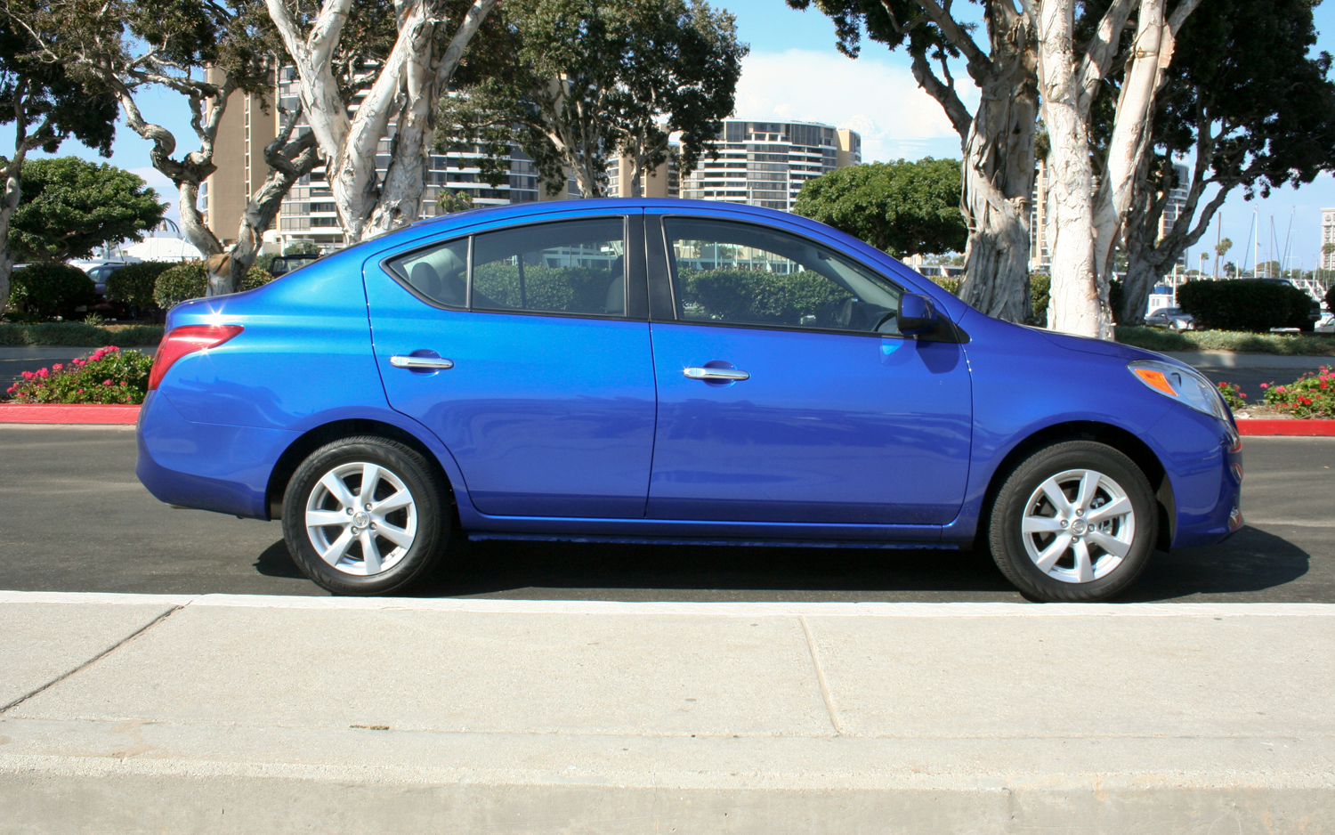 Nissan Versa Sedan