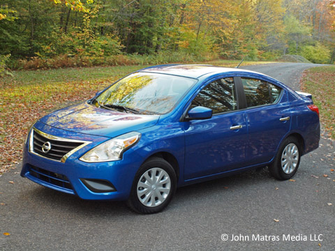 Nissan Versa Sv