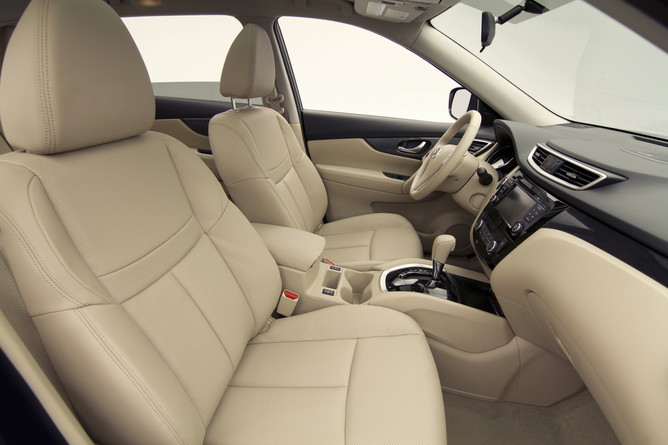Nissan X-Trail Rogue
