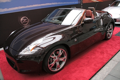 Nissan Z 4 Seater