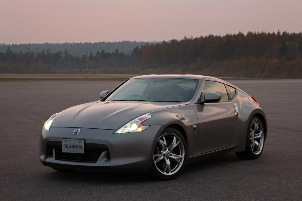 Nissan Z Sports Car