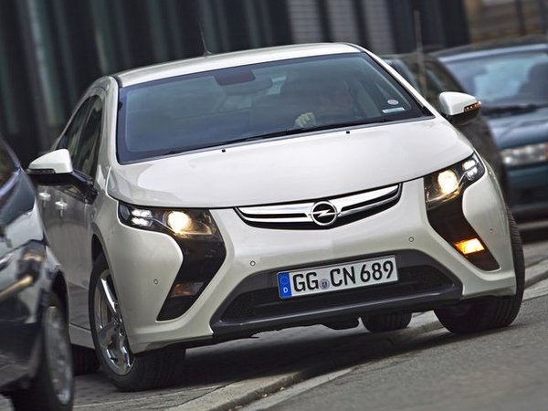 Opel Ampera