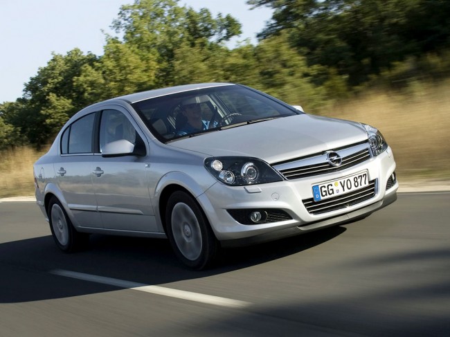 Opel Astra Sedan