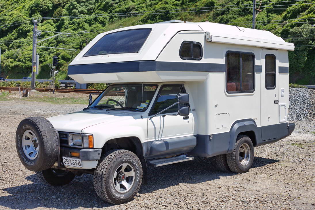 Toyota 4x4 Camper