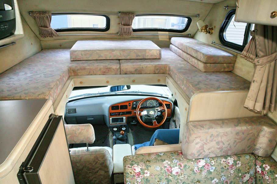 Toyota 4x4 Camper