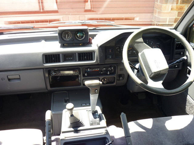 Toyota 4x4 Minivan