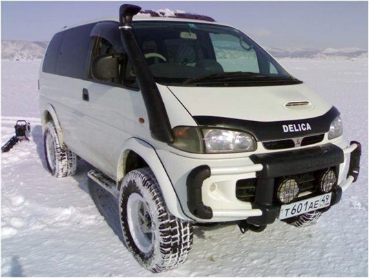 Toyota 4x4 Minivan