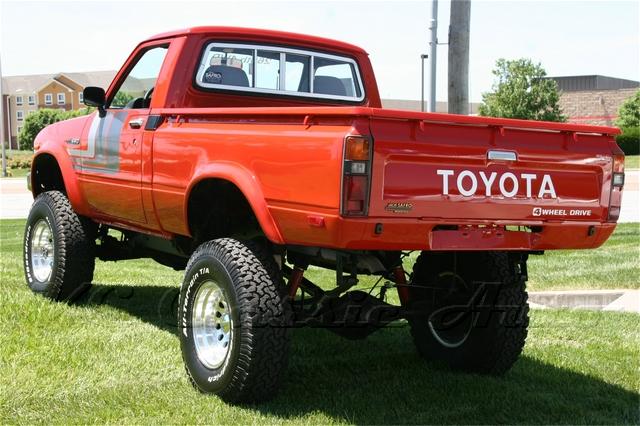 Toyota 4x4 Pick Up